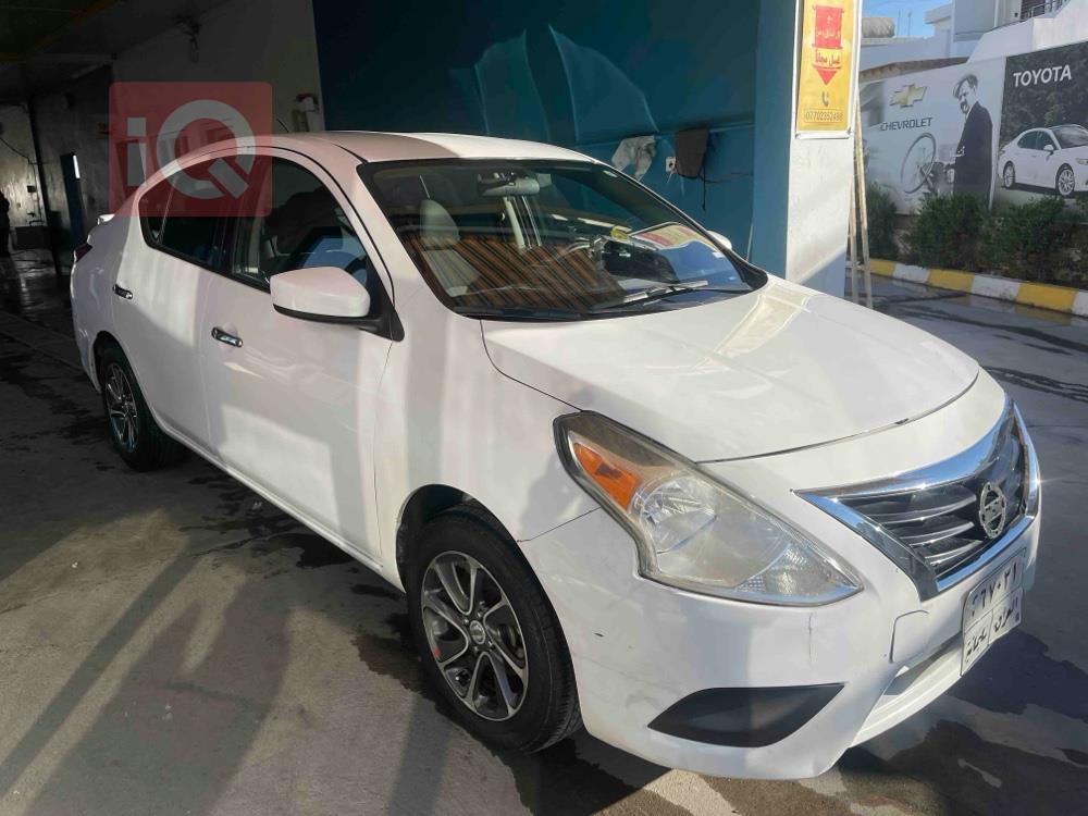 Nissan Versa